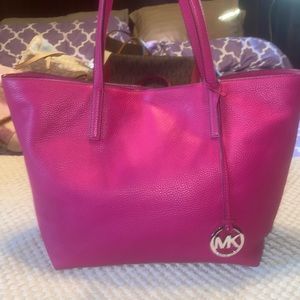 Michael Kors Fuchsia tote bag